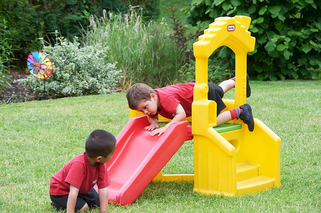 children-on-slide-walton-milton-keynes