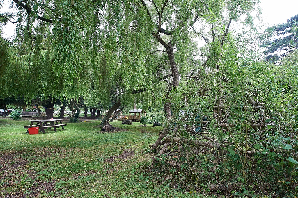 outdoor-land-walton-milton-keynes
