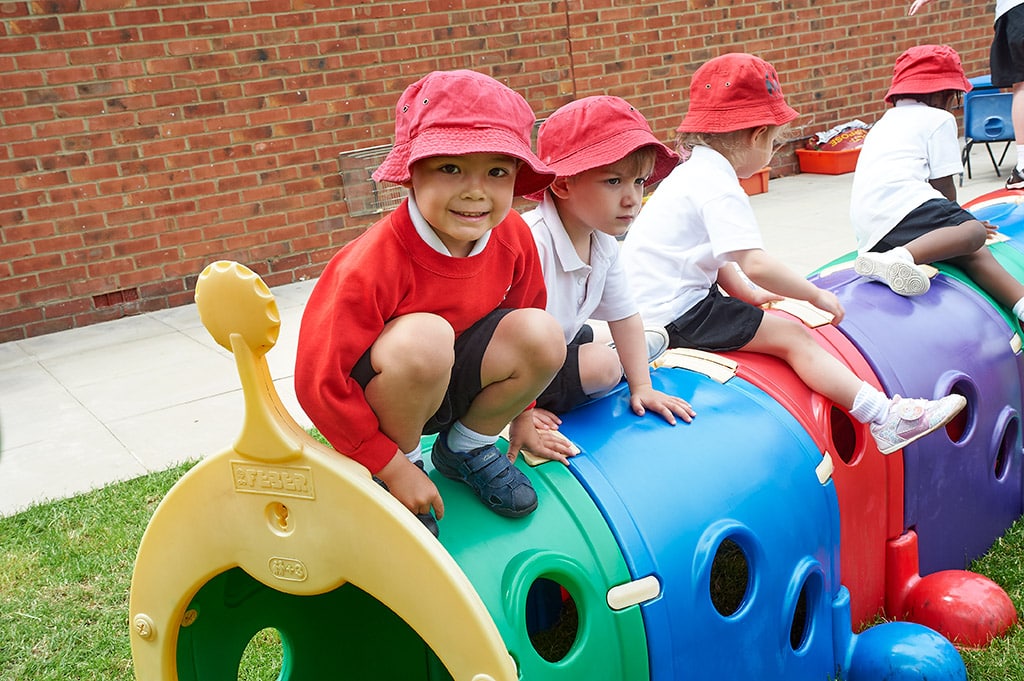 playing-equipment-walton-milton-keynes1