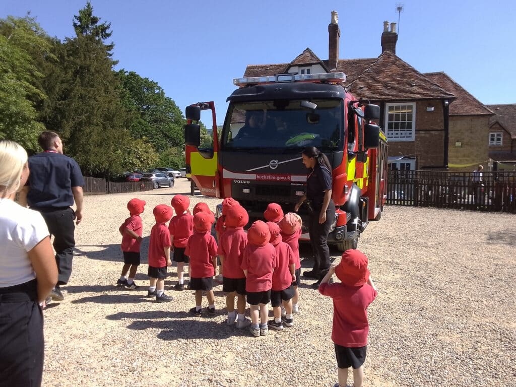 Milton Keynes fire and rescue talk with Walton Nursery